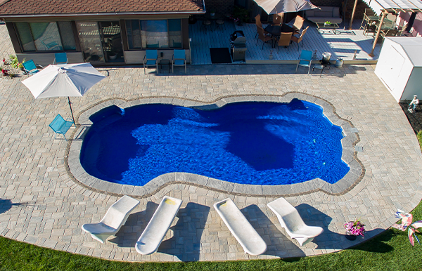 freeform fiberglass pool designs